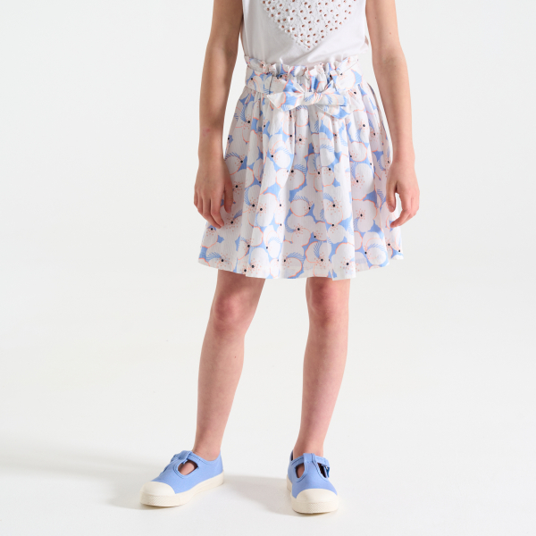 تنورة زرقاء اللون واسعة مطبوع عليها للفتيات